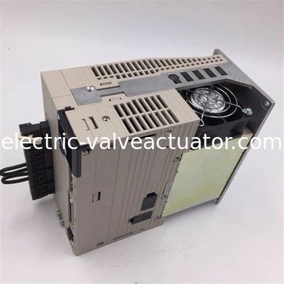 سعر جيد Yaskawa Sigma SGDV-120A01A AC Servo Drive 3 Phase AC 230V AC على الانترنت