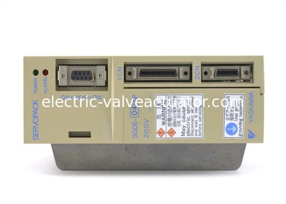 سعر جيد Yaskawa AC Servo Amplifier 400W SGDE-04AP ISERVO DRIVE 200-230VAC 50/60HZ 6A على الانترنت